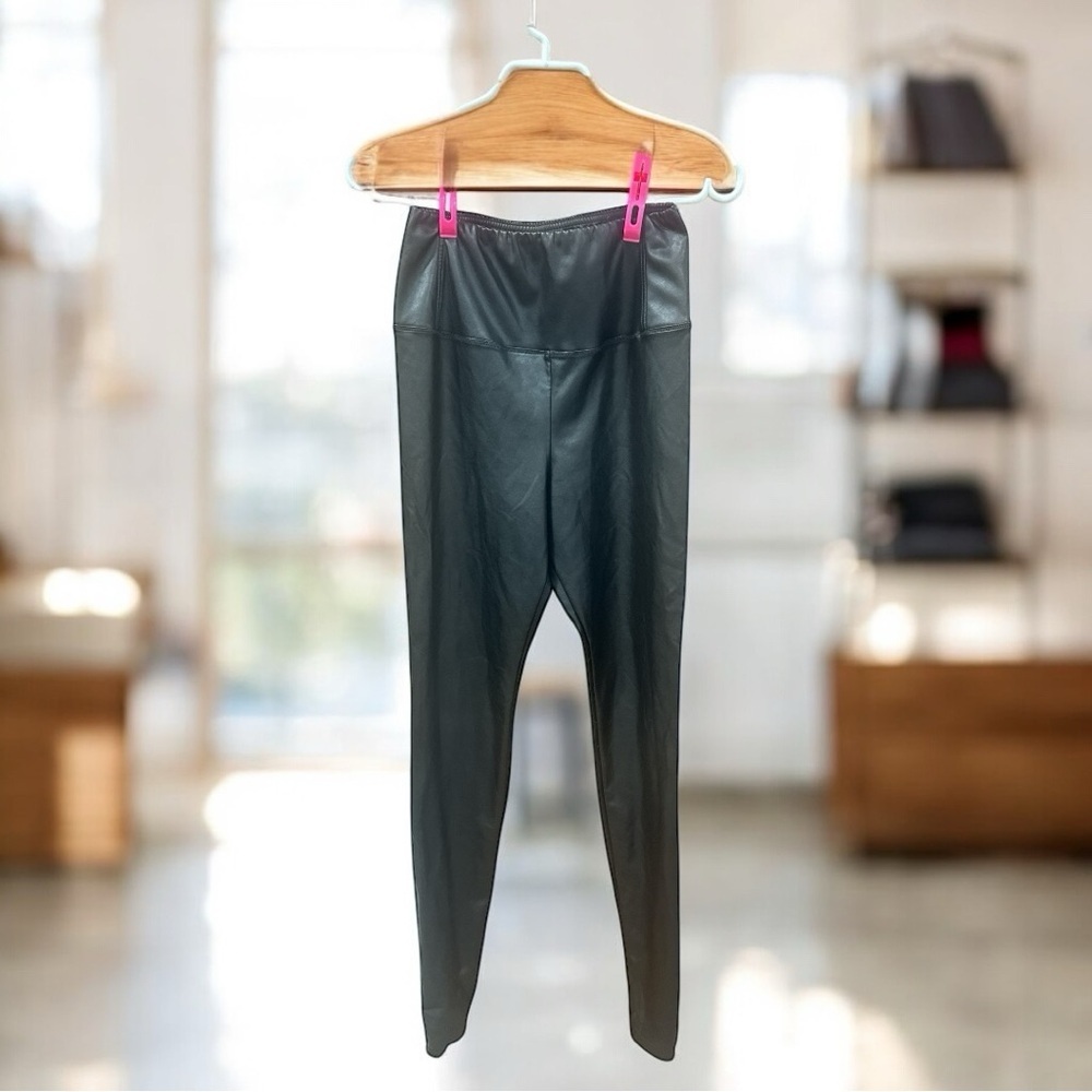 Black vegan leather Daria Leggings L
